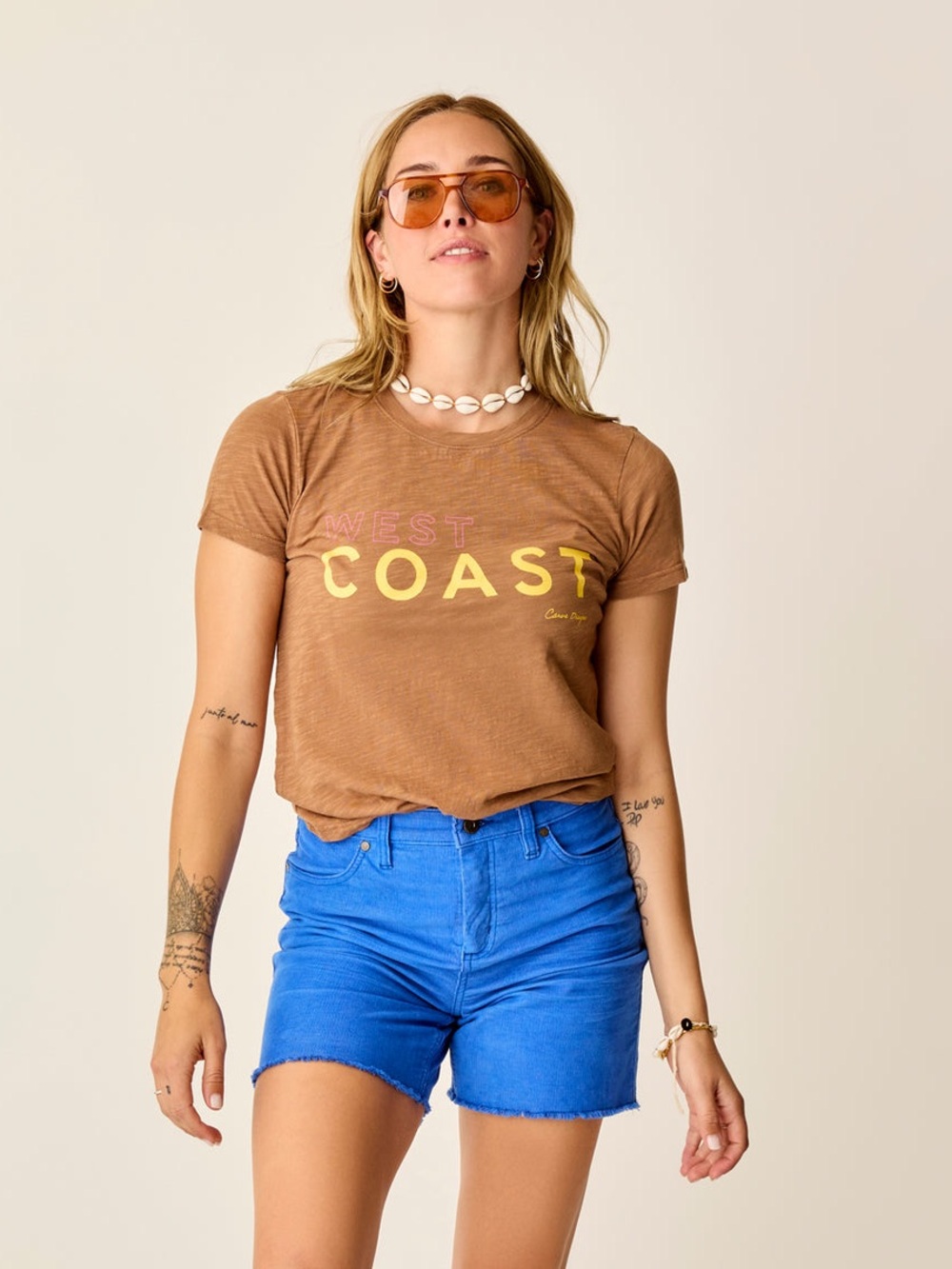 New Carve Designs Cassidy Graphic Tee Rum West Coast Classic Fit Women’s Small